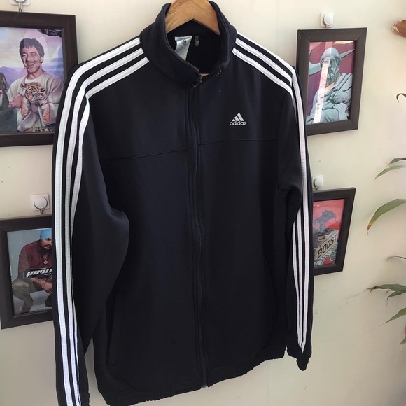 adidas Other - Adidas basic zipper (M-L)